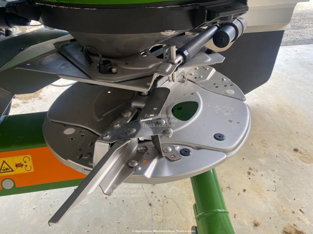Düngerstreuer typu Amazone ZA-TS 3200 SUPER PROFIS HYDRO, Gebrauchtmaschine v LOMBEZ (Obrázek 8)