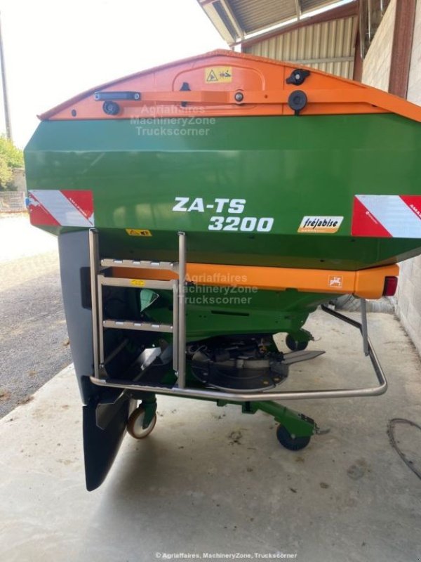 Düngerstreuer typu Amazone ZA-TS 3200 SUPER PROFIS HYDRO, Gebrauchtmaschine v LOMBEZ (Obrázek 2)