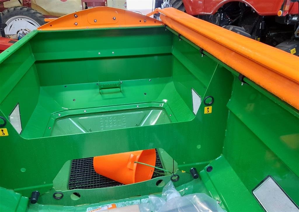 Düngerstreuer типа Amazone ZA-TS 4200 Hydro, Gebrauchtmaschine в Horsens (Фотография 7)
