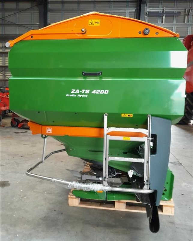 Düngerstreuer tip Amazone ZA-TS 4200 Hydro, Gebrauchtmaschine in Horsens (Poză 3)