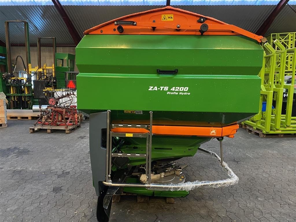 Düngerstreuer des Typs Amazone ZA-TS 4200 Hydro, Gebrauchtmaschine in Kjellerup (Bild 4)