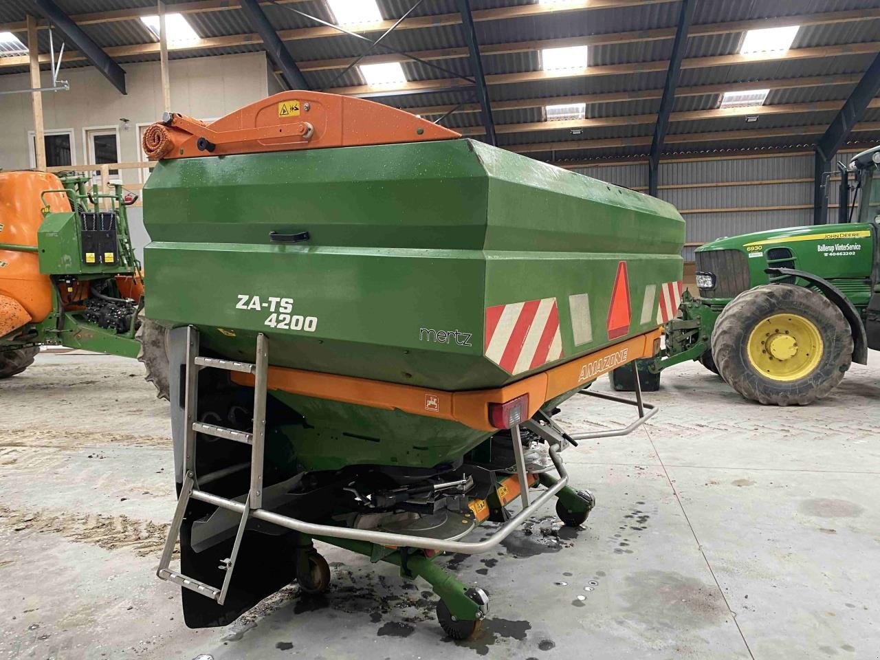 Düngerstreuer of the type Amazone ZA-TS 4200 HYDRO, Gebrauchtmaschine in Maribo (Picture 8)