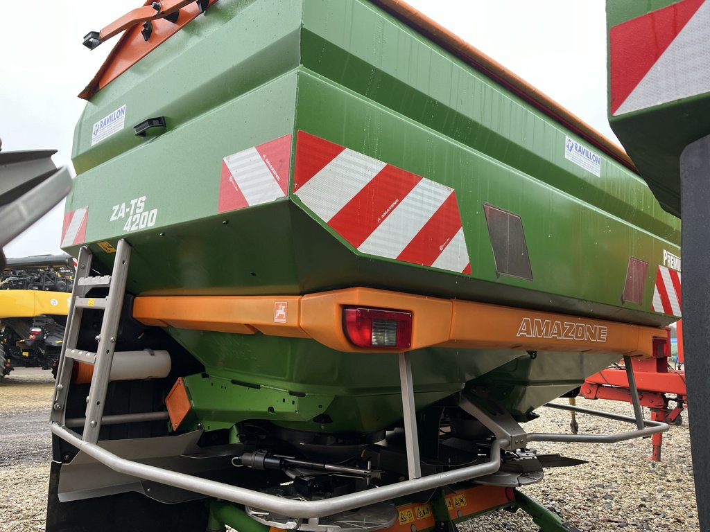 Düngerstreuer typu Amazone ZA-TS 4200 HYDRO, Gebrauchtmaschine v VERT TOULON (Obrázek 4)