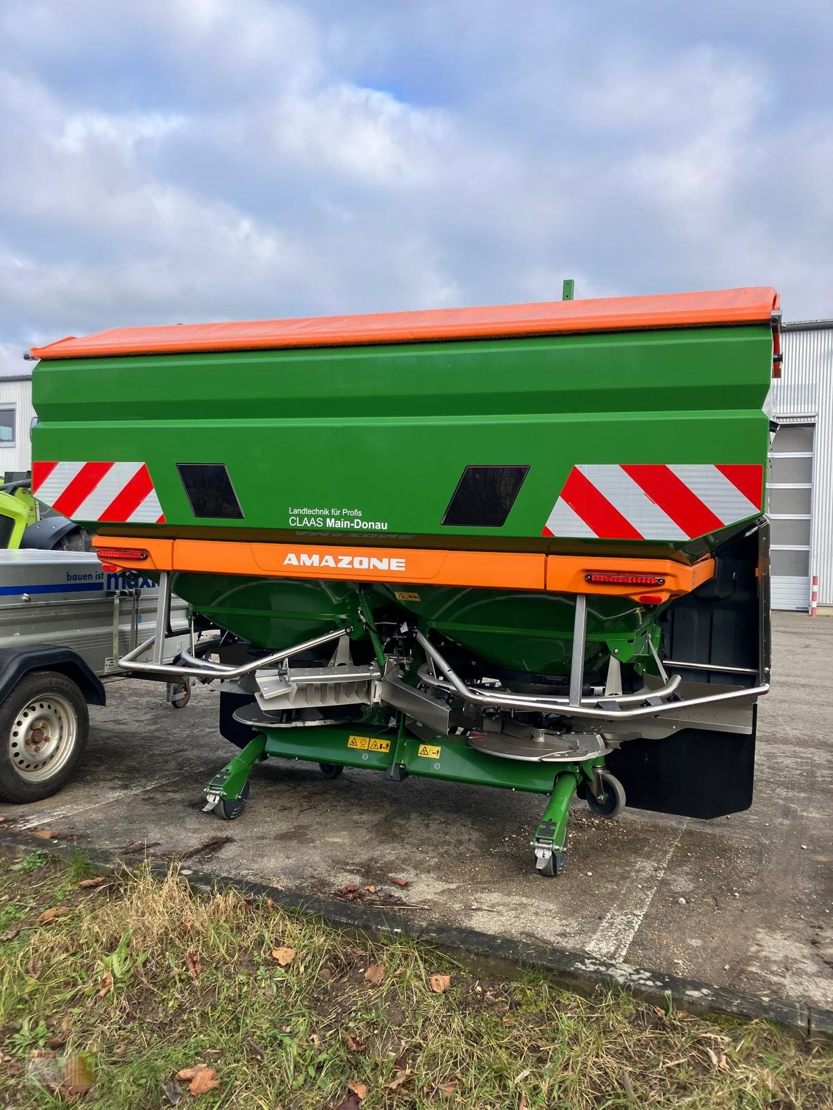 Düngerstreuer des Typs Amazone ZA-TS 4200 profis ultra hydro Frühbezug 2026, Neumaschine in Allershausen (Bild 1)