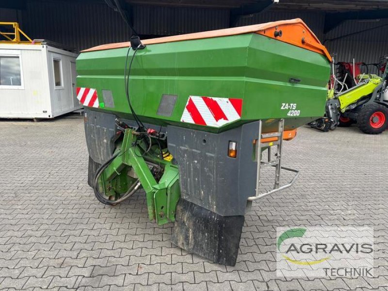Düngerstreuer of the type Amazone ZA-TS 4200 ULTRA PROFIS HYDRO, Gebrauchtmaschine in Meppen (Picture 7)
