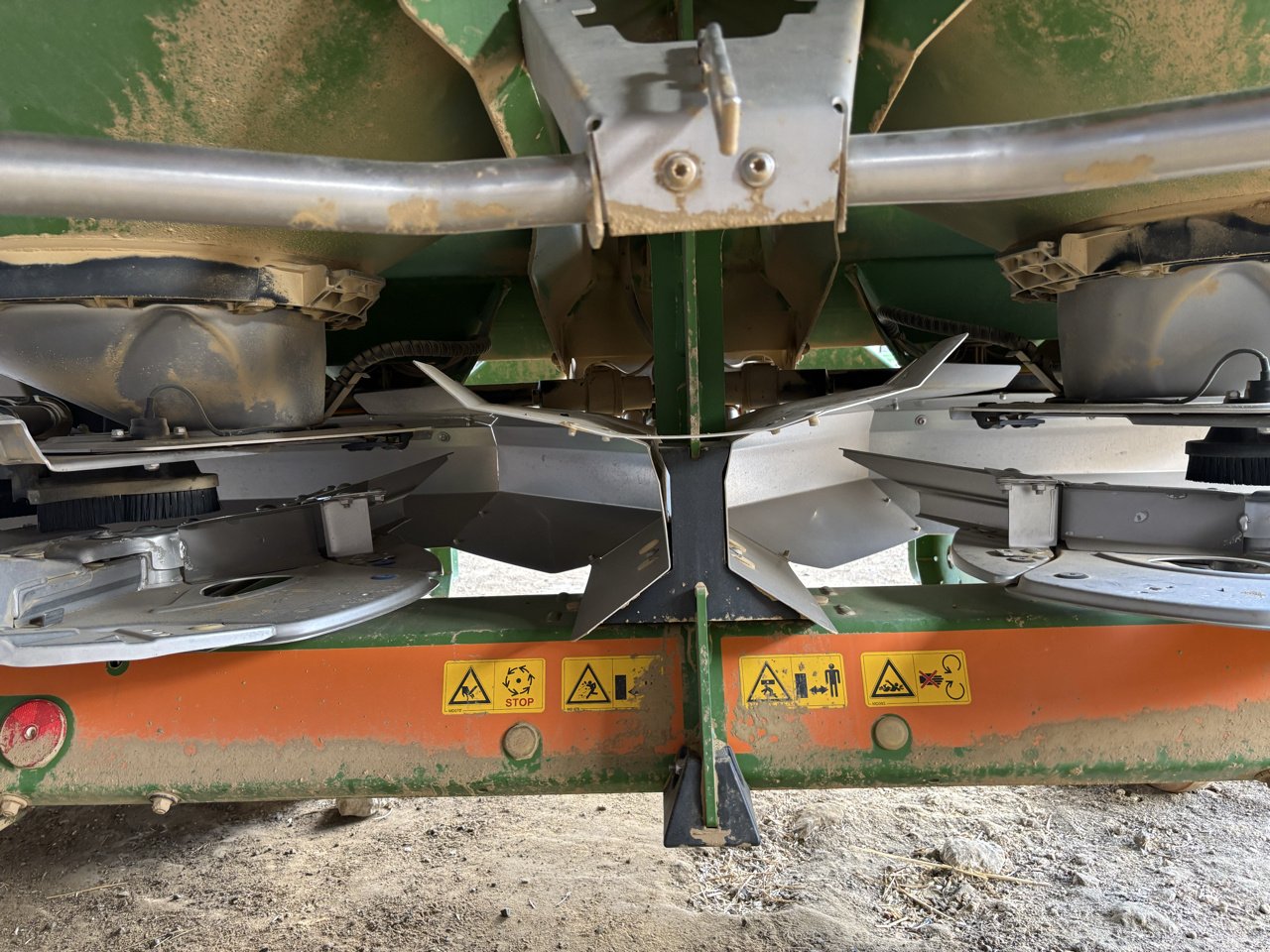 Düngerstreuer of the type Amazone ZA TS 4200, Gebrauchtmaschine in VERT TOULON (Picture 7)