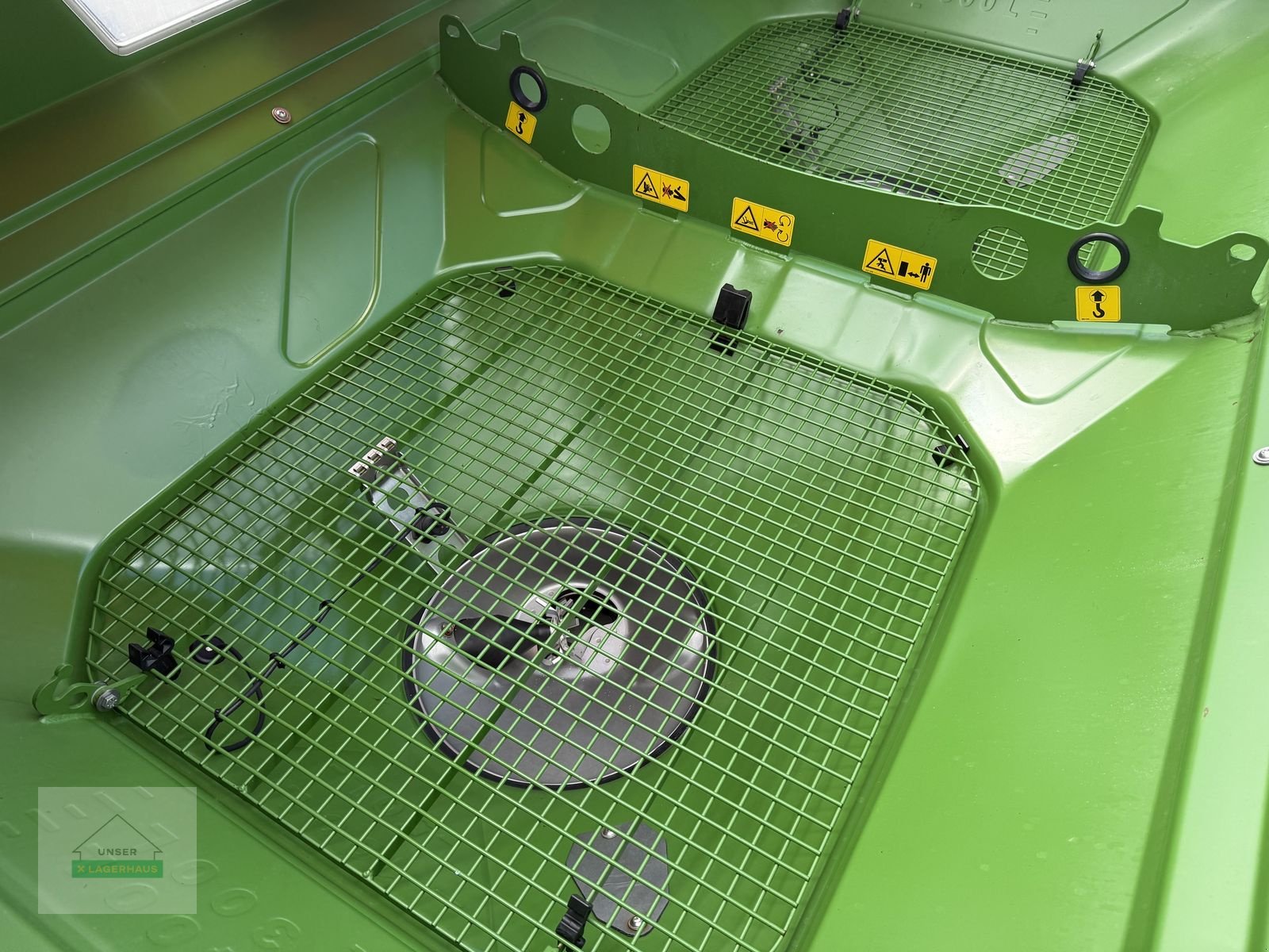 Düngerstreuer of the type Amazone ZA-TS Profis Tronic, Gebrauchtmaschine in Feldbach (Picture 12)