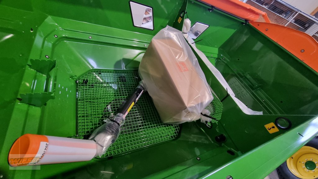 Düngerstreuer des Typs Amazone ZA-TS Super Profis, Neumaschine in Frauenneuharting (Bild 7)