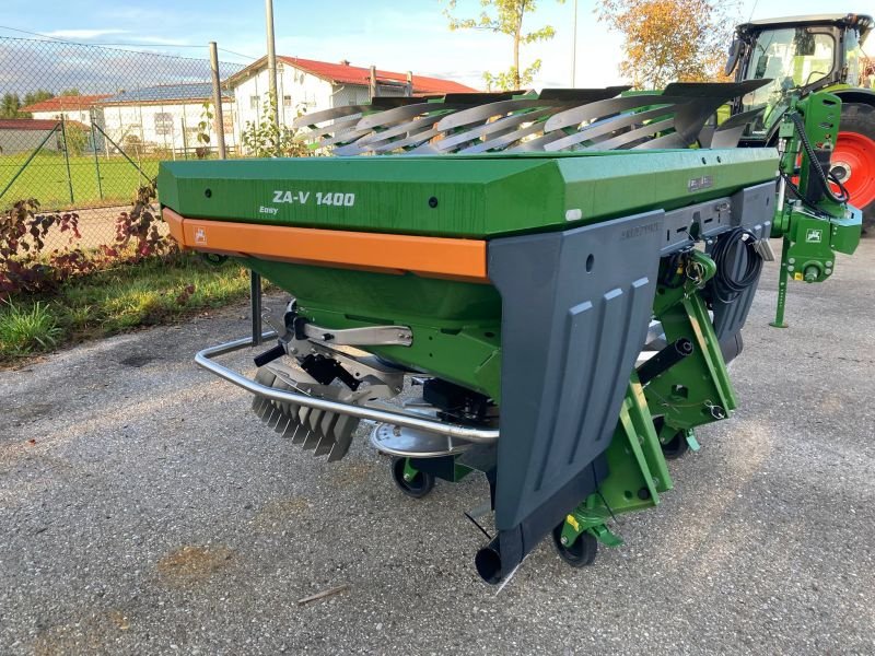 Düngerstreuer des Typs Amazone ZA - V 1400 SPECIAL EASY, Neumaschine in Grabenstätt-Erlstätt (Bild 3)