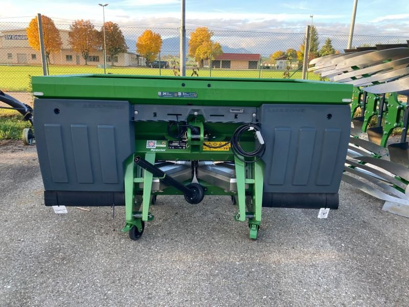 Düngerstreuer des Typs Amazone ZA - V 1400 SPECIAL EASY, Neumaschine in Grabenstätt-Erlstätt (Bild 4)