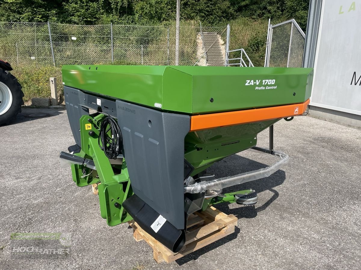 Düngerstreuer des Typs Amazone ZA-V 1700 AmaSpread 2, Neumaschine in Kronstorf (Bild 2)