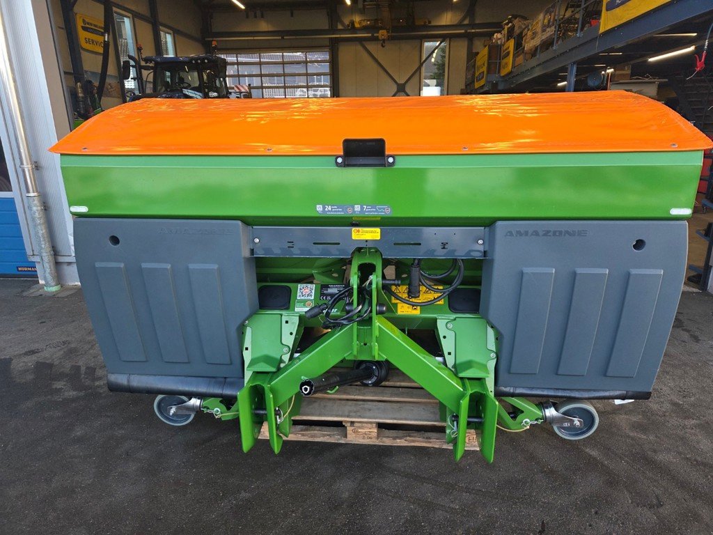 Düngerstreuer of the type Amazone ZA V 1700 Super Profis Tronic, Neumaschine in Bertschikon (Picture 3)