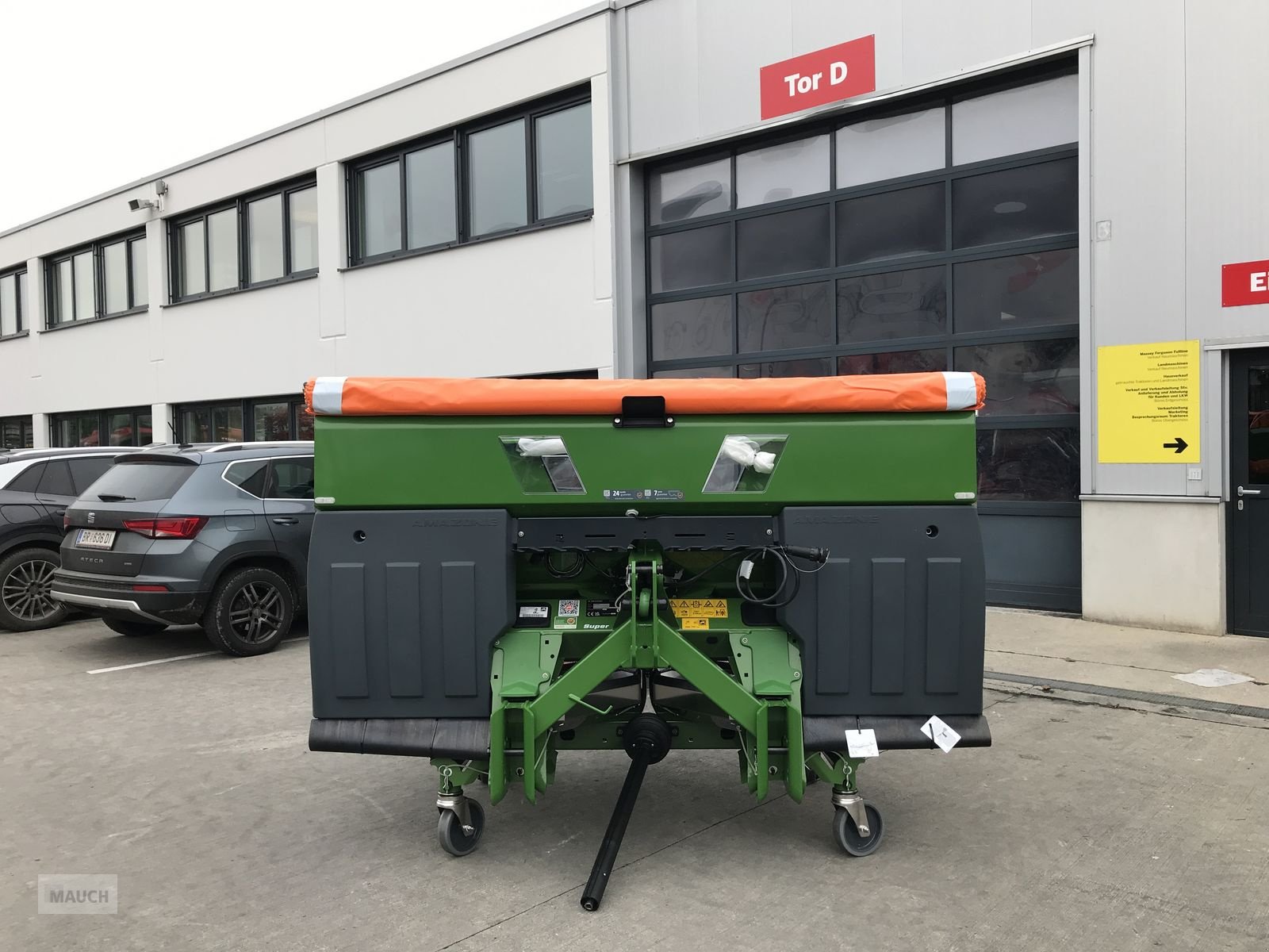 Düngerstreuer des Typs Amazone ZA-V 2000 Super Profis Tronic, Neumaschine in Burgkirchen (Bild 2)