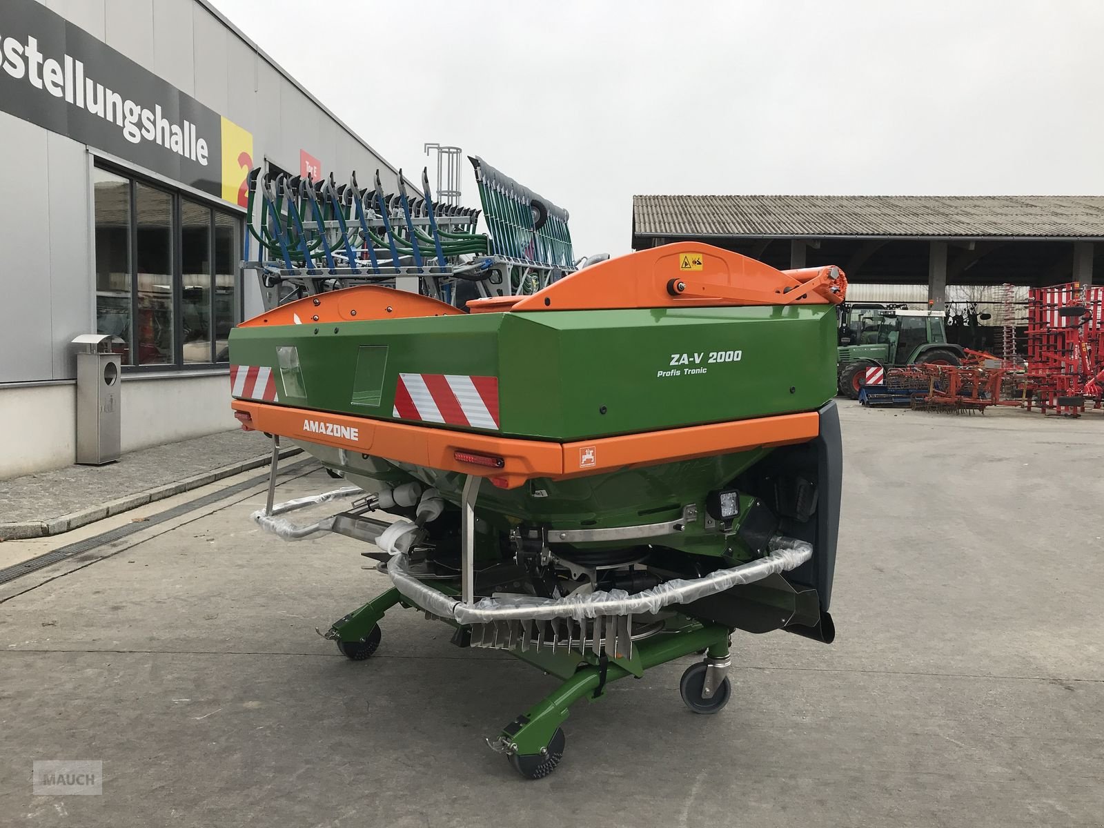 Düngerstreuer des Typs Amazone ZA-V 2000 Super Profis Tronic, Neumaschine in Burgkirchen (Bild 4)