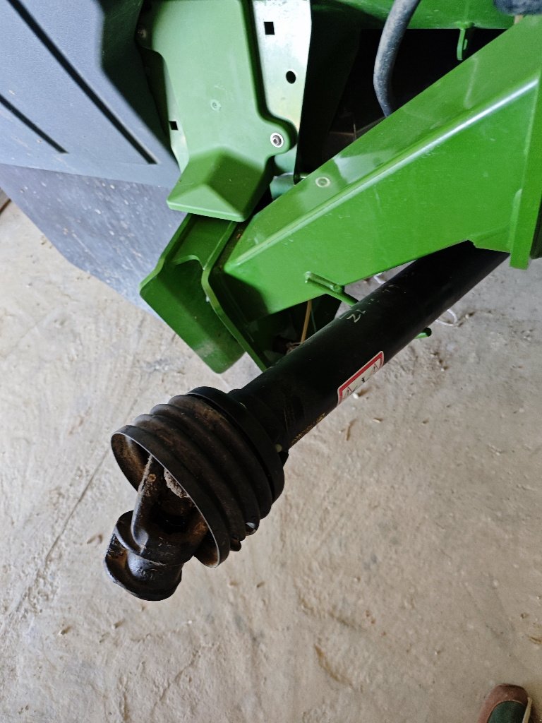 Düngerstreuer типа Amazone ZA/V 2000, Gebrauchtmaschine в MORLHON LE HAUT (Фотография 3)