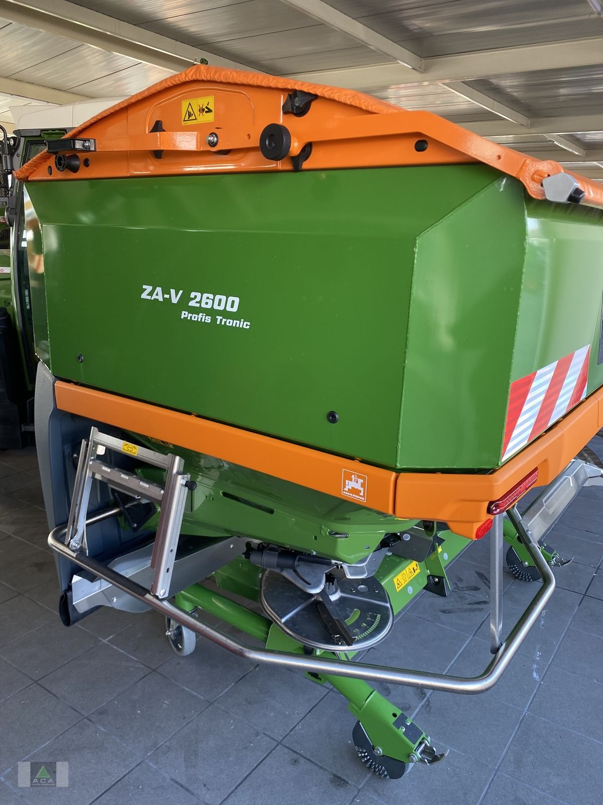 Düngerstreuer van het type Amazone ZA-V 2600 ISOBUS, Neumaschine in Markt Hartmannsdorf (Foto 3)