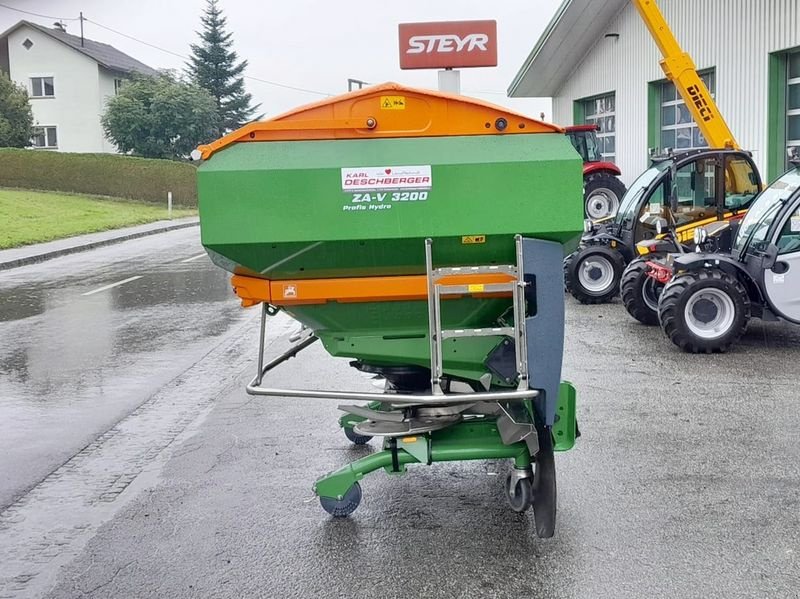 Düngerstreuer of the type Amazone ZA-V 3200 Profis Hydro Wiegestreuer, Neumaschine in St. Marienkirchen (Picture 4)
