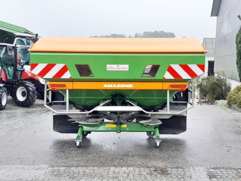Düngerstreuer of the type Amazone ZA-V 3200 Profis Hydro Wiegestreuer, Neumaschine in St. Marienkirchen (Picture 6)
