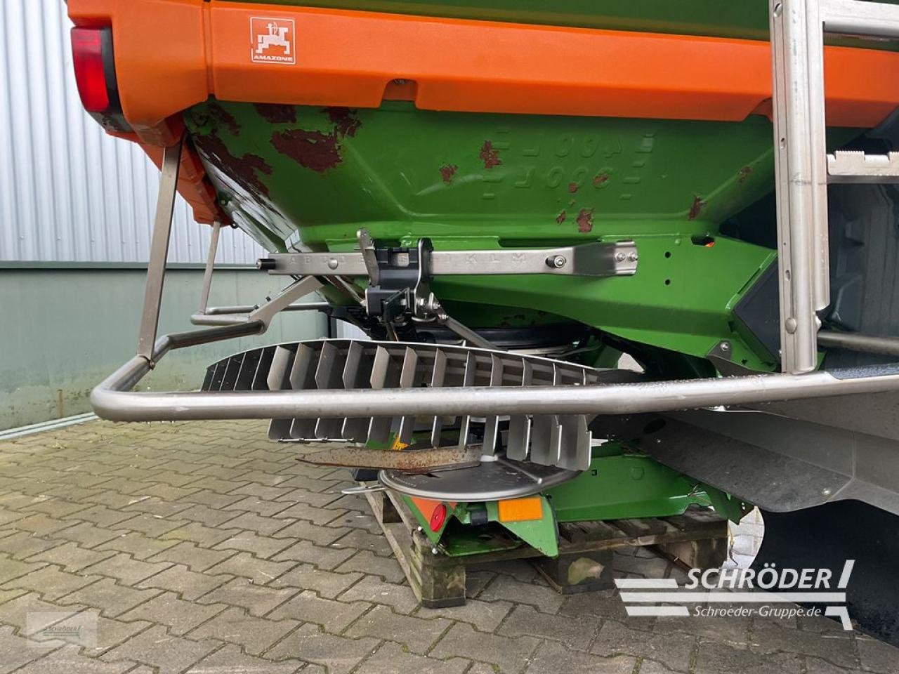 Düngerstreuer typu Amazone ZA-V 3200 SUPER PROFIS TRONIC, Gebrauchtmaschine v Wildeshausen (Obrázek 9)