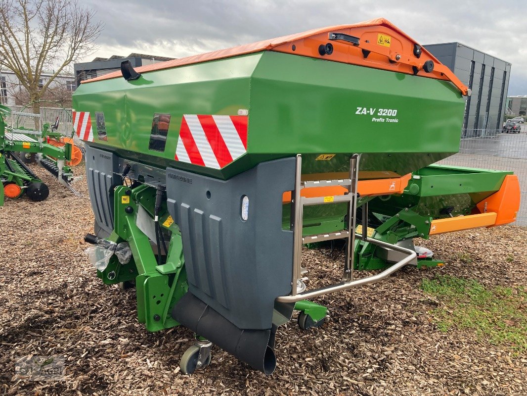 Düngerstreuer des Typs Amazone ZA-V Profis Tronic L 3200, Neumaschine in Vöhringen (Bild 1)