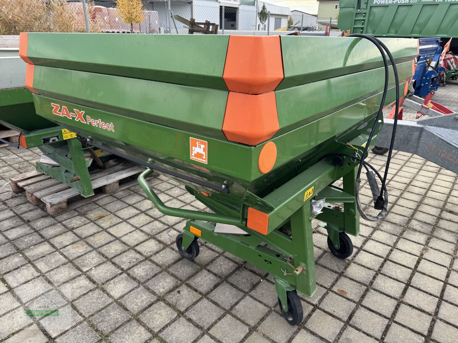 Düngerstreuer типа Amazone ZA-X 902, Gebrauchtmaschine в Hartberg (Фотография 2)