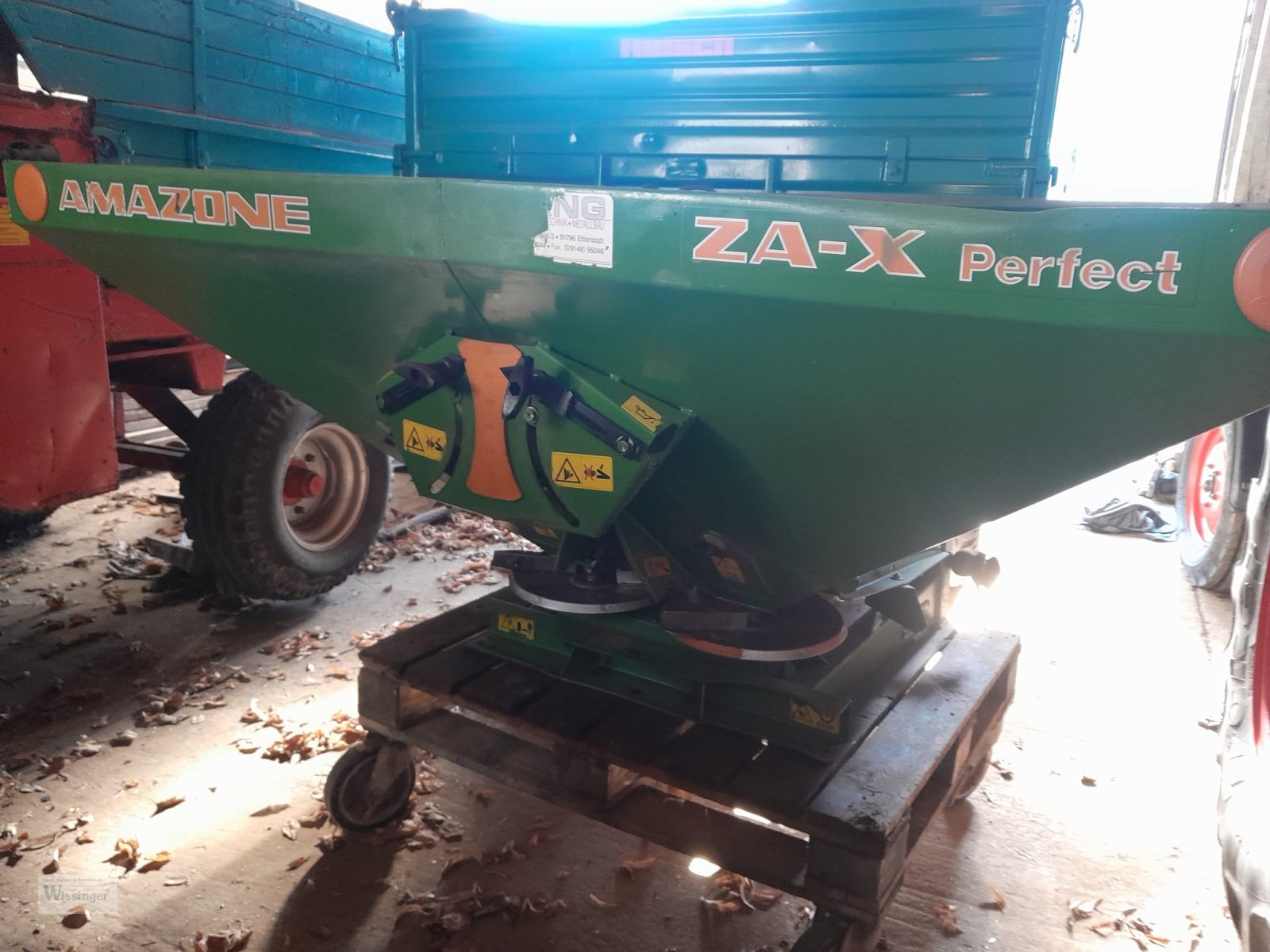 Düngerstreuer des Typs Amazone ZA-X Perfect 902, Gebrauchtmaschine in Thalmässing (Bild 1)