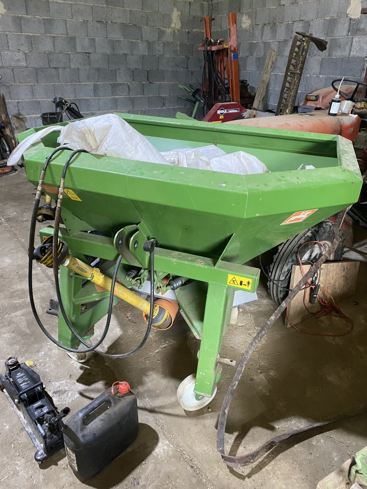 Düngerstreuer of the type Amazone ZA-X Perfect 902, Gebrauchtmaschine in Höchstädt (Picture 1)