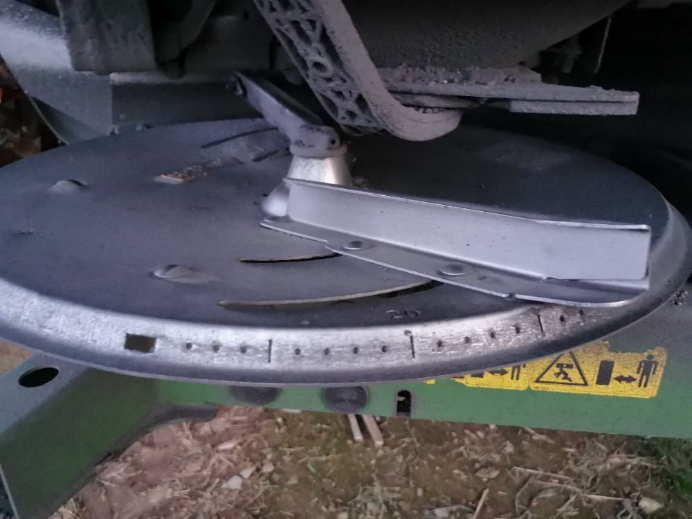 Düngerstreuer Türe ait Amazone Zam 3001, Gebrauchtmaschine içinde FRESNAY LE COMTE (resim 3)