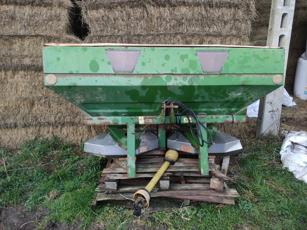 Düngerstreuer a típus Amazone ZAM COMP, Gebrauchtmaschine ekkor: COGNAC LA FORET (Kép 6)