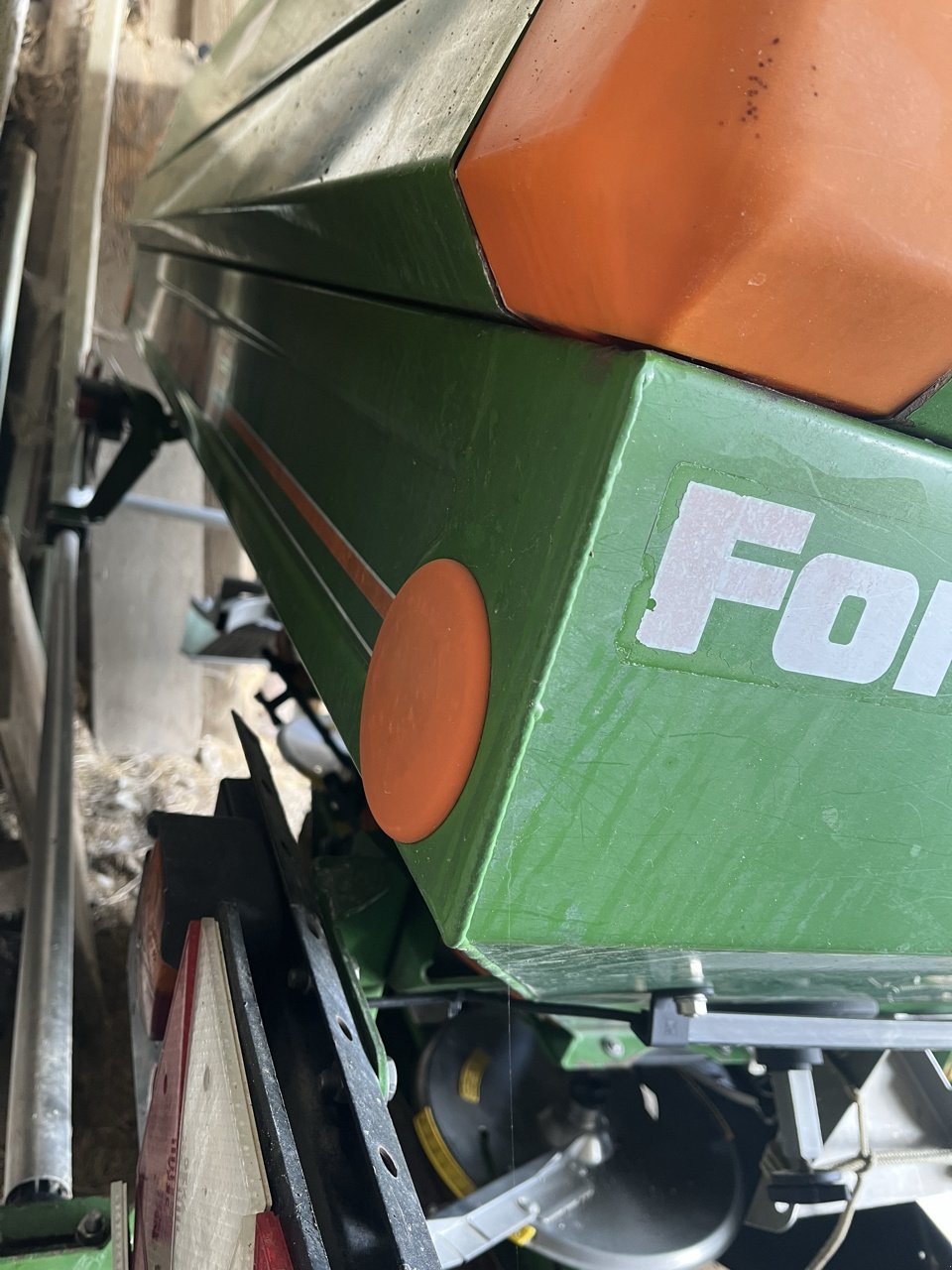 Düngerstreuer des Typs Amazone Zam fortix, Gebrauchtmaschine in VERT TOULON (Bild 5)