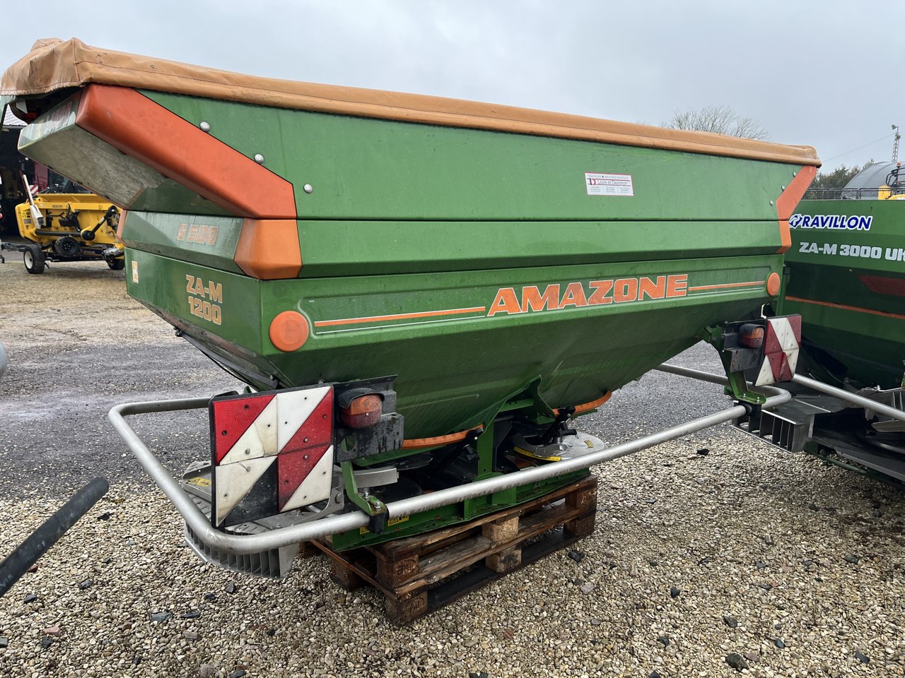 Düngerstreuer typu Amazone Zam fortix, Gebrauchtmaschine v VERT TOULON (Obrázek 4)