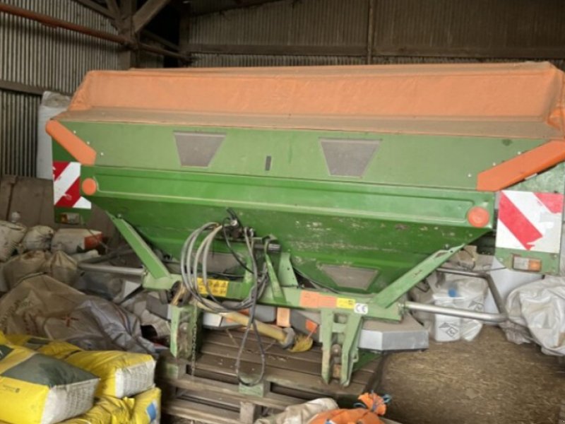 Düngerstreuer of the type Amazone ZAM NOVIX, Gebrauchtmaschine in ROYE