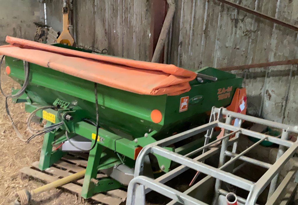 Düngerstreuer des Typs Amazone ZA.M Pretix 1501, Gebrauchtmaschine in MORLHON LE HAUT (Bild 2)