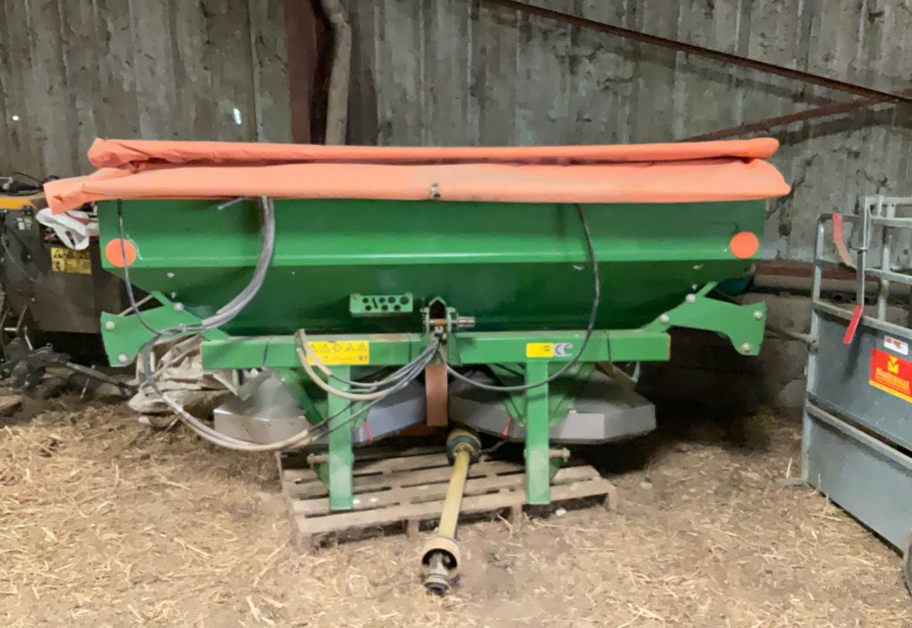 Düngerstreuer des Typs Amazone ZA.M Pretix 1501, Gebrauchtmaschine in MORLHON LE HAUT (Bild 1)