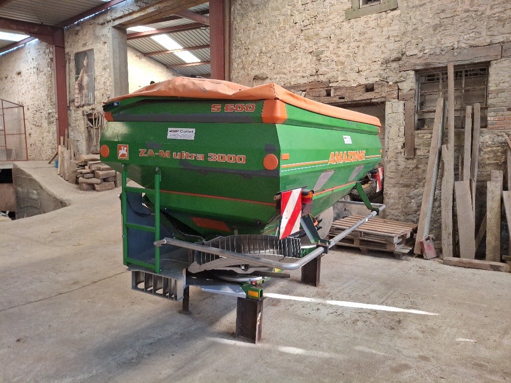 Düngerstreuer del tipo Amazone ZAM ULTRA 3600, Gebrauchtmaschine en BRAS SUR MEUSE (Imagen 9)