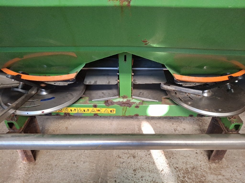 Düngerstreuer del tipo Amazone ZAM ULTRA 3600, Gebrauchtmaschine en BRAS SUR MEUSE (Imagen 11)