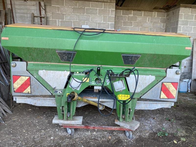 Düngerstreuer of the type Amazone ZAM ULTRA, Gebrauchtmaschine in SAINT-GERMAIN DU PUY (Picture 1)
