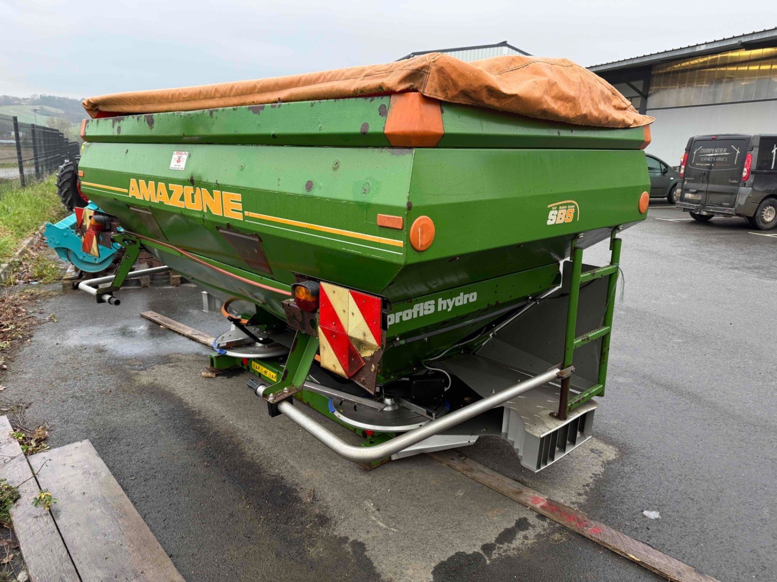 Düngerstreuer типа Amazone ZAM ULTRA, Gebrauchtmaschine в L'Isle-en-Dodon (Фотография 4)