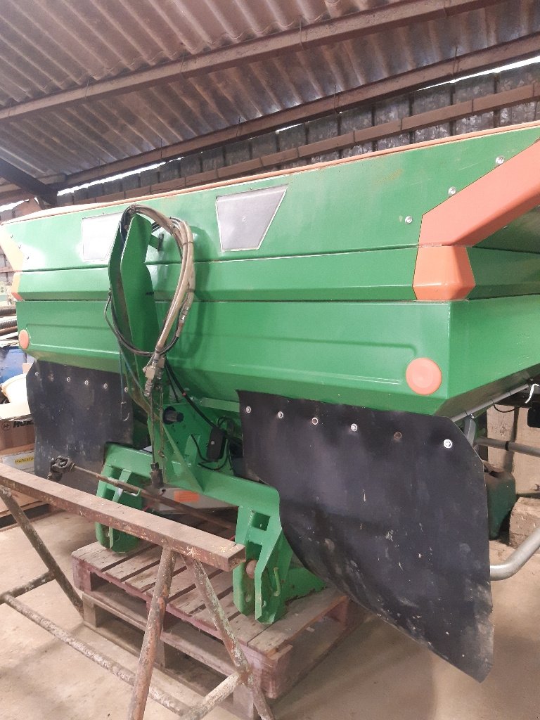 Düngerstreuer του τύπου Amazone Zam, Gebrauchtmaschine σε BRAS SUR MEUSE (Φωτογραφία 1)