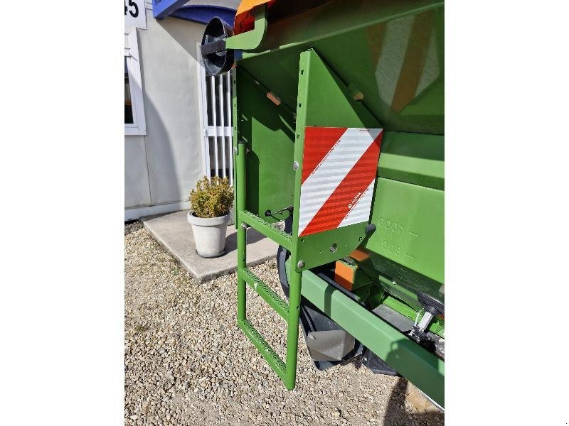 Düngerstreuer типа Amazone ZAMPROFIS, Gebrauchtmaschine в BRAY en Val (Фотография 5)