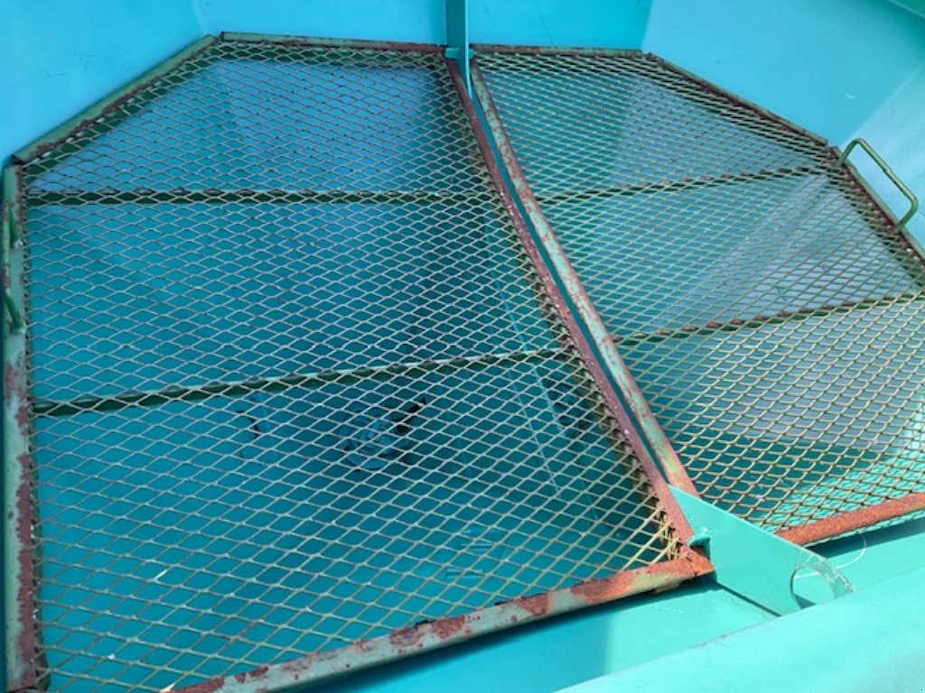 Düngerstreuer Türe ait Amazone ZAX perfect, Gebrauchtmaschine içinde VERNOUX EN VIVARAIS (resim 5)