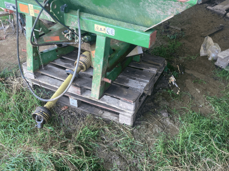Düngerstreuer типа Amazone ZAXPERFECT 1200, Gebrauchtmaschine в CONDE SUR VIRE (Фотография 1)