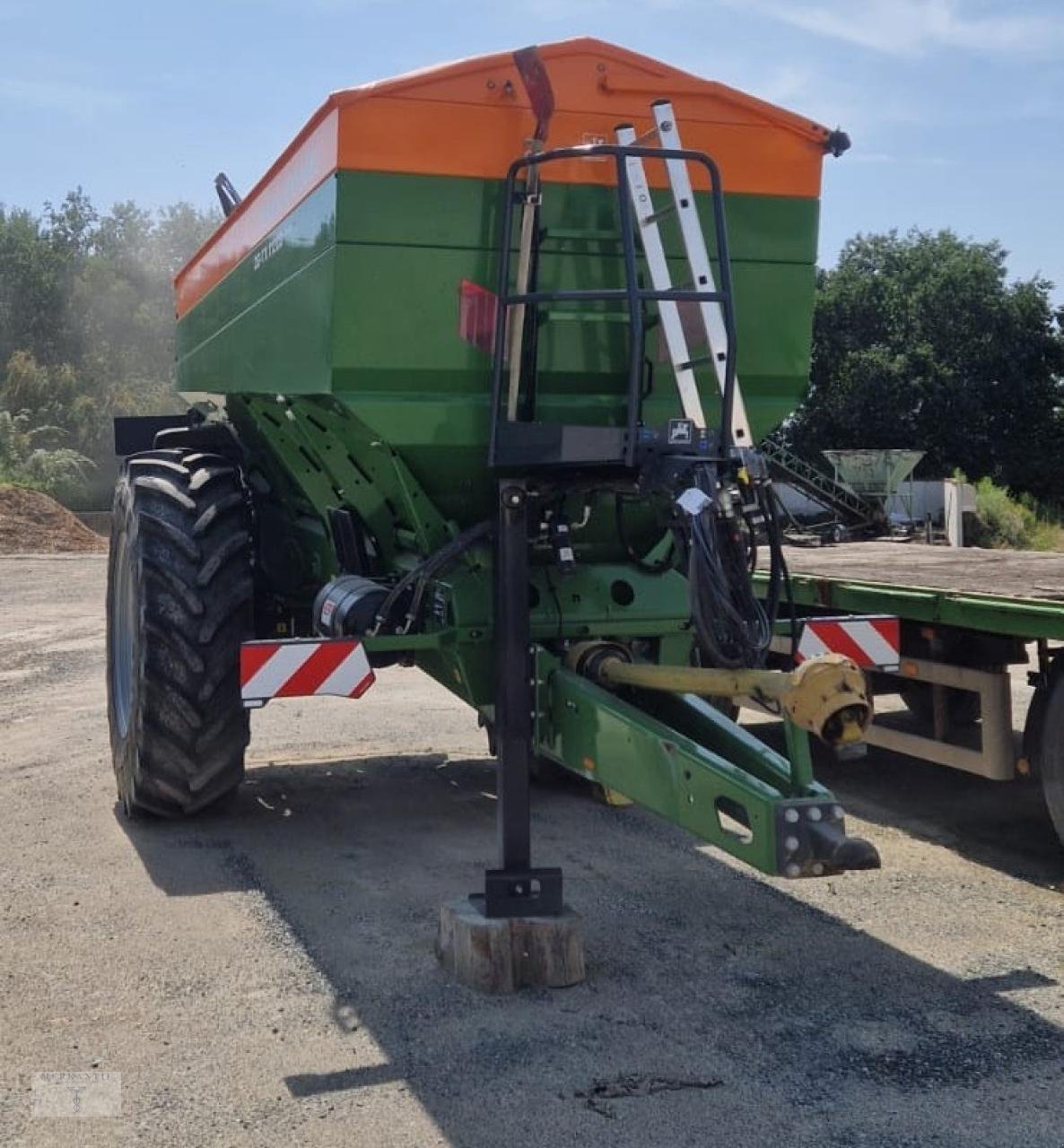 Düngerstreuer of the type Amazone ZG-TX 11200 Super, Gebrauchtmaschine in Pragsdorf (Picture 2)