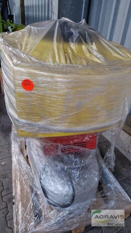 Düngerstreuer of the type APV APV PNEUMATIKSTREUER, Neumaschine in Melle-Wellingholzhausen (Picture 1)