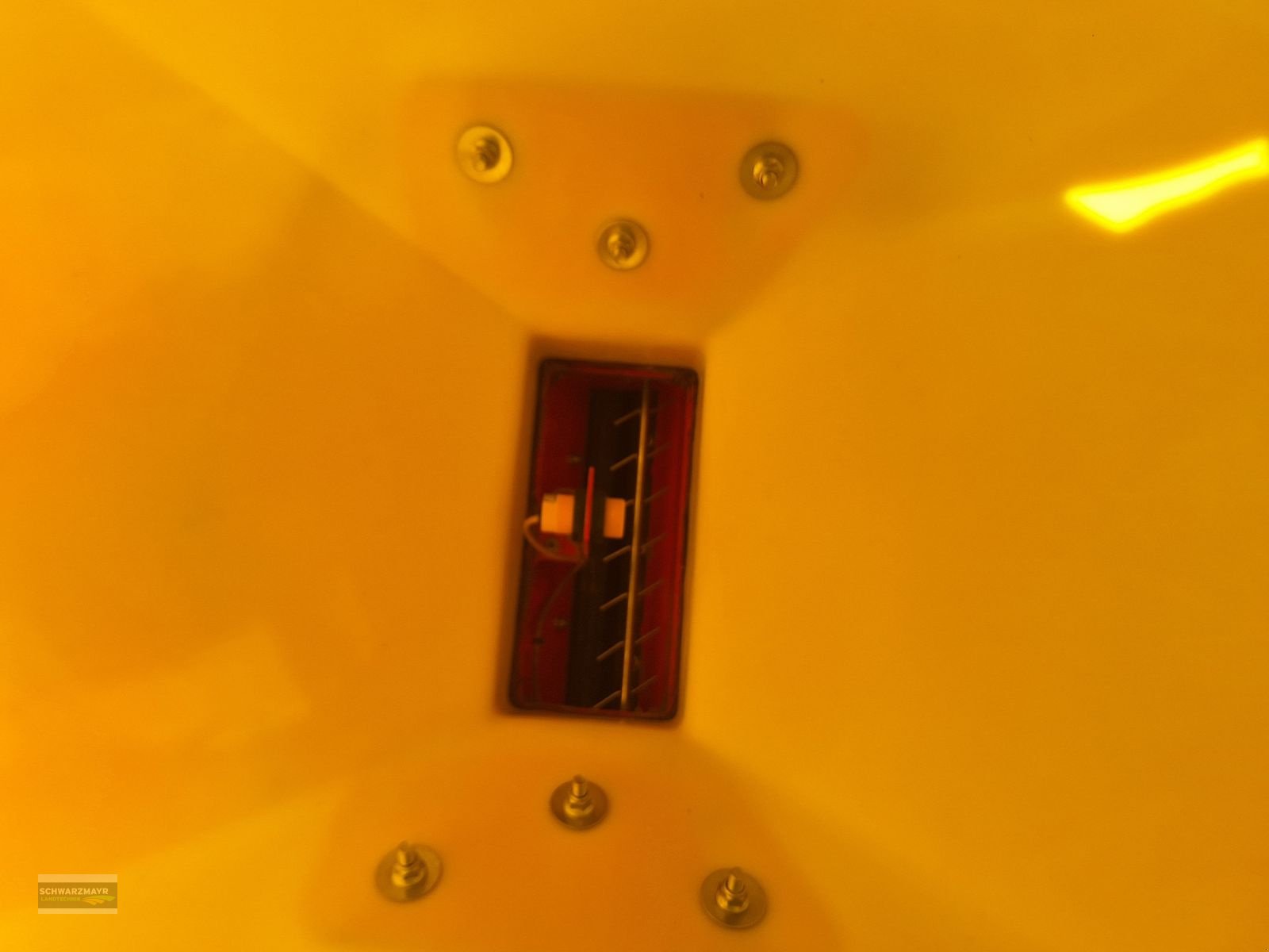 Düngerstreuer типа APV PS 300 M1 mit hydraulisch angetribenem Gebläse, Gebrauchtmaschine в Gampern (Фотография 12)