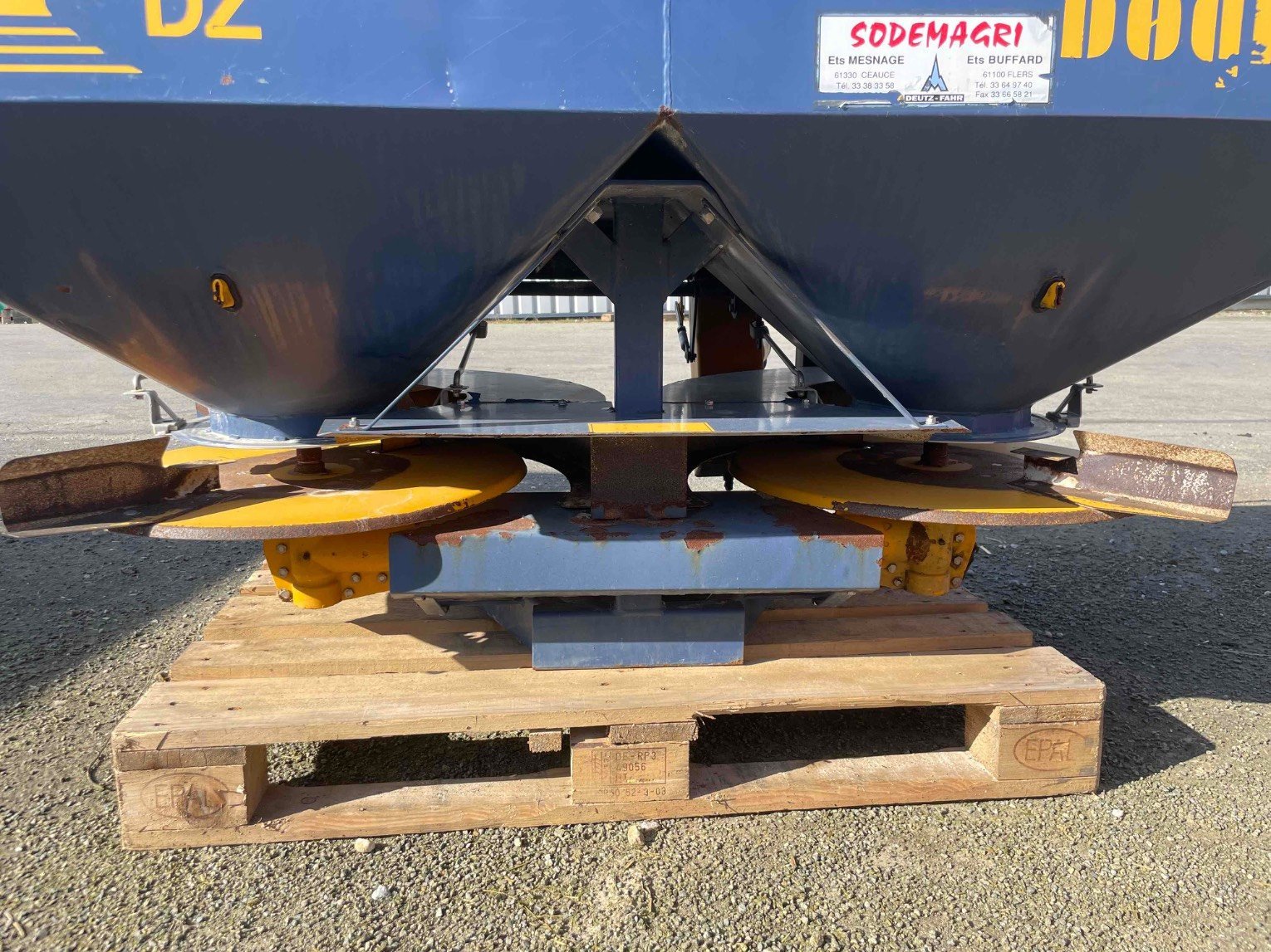 Düngerstreuer du type Bogballe Distributeur d'engrais DISTRIBUTEURAENGRAIS . Bogb, Gebrauchtmaschine en SAINT CLAIR SUR ELLE (Photo 6)