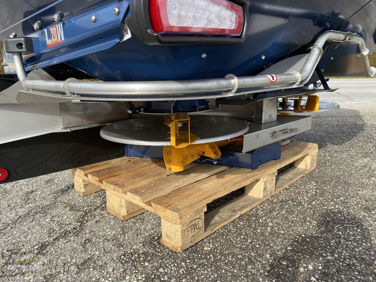 Düngerstreuer des Typs Bogballe L20W plus 1600lt, Neumaschine in Senftenbach (Bild 7)