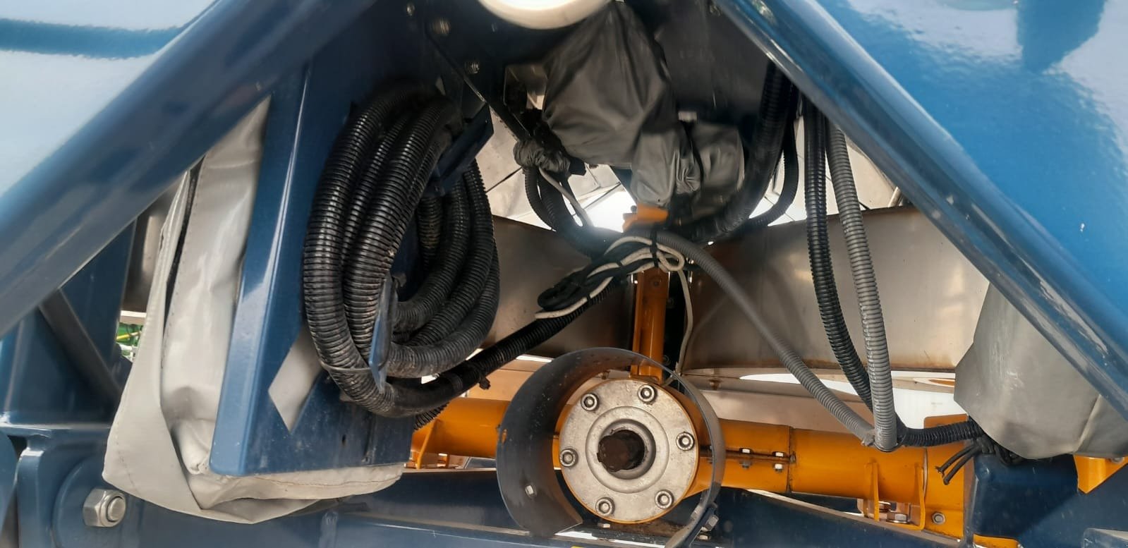 Düngerstreuer des Typs Bogballe L20W PLUS, Neumaschine in Mrągowo (Bild 10)