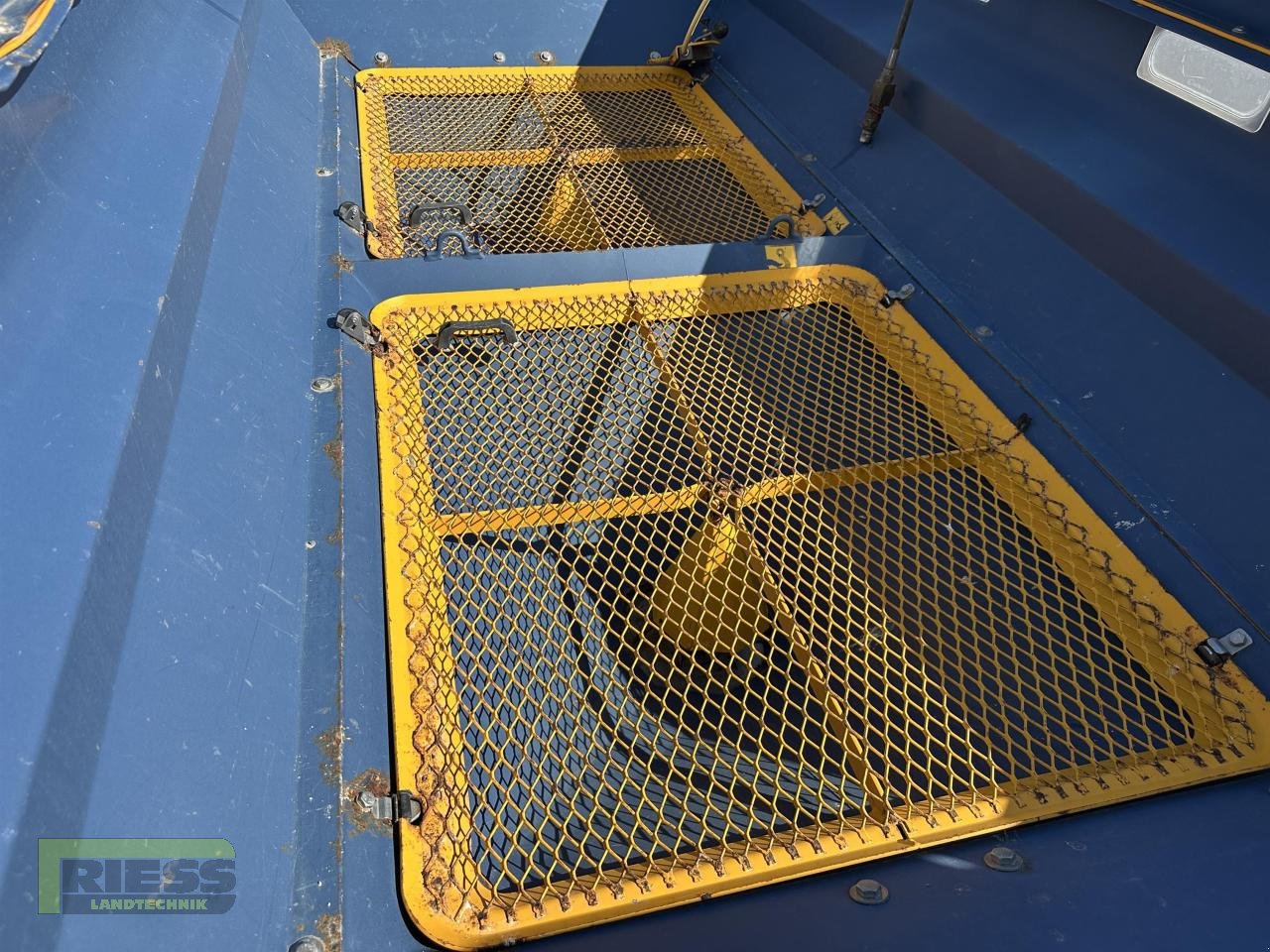 Düngerstreuer des Typs Bogballe M2 D, Gebrauchtmaschine in Homberg/Ohm - Maulbach (Bild 8)