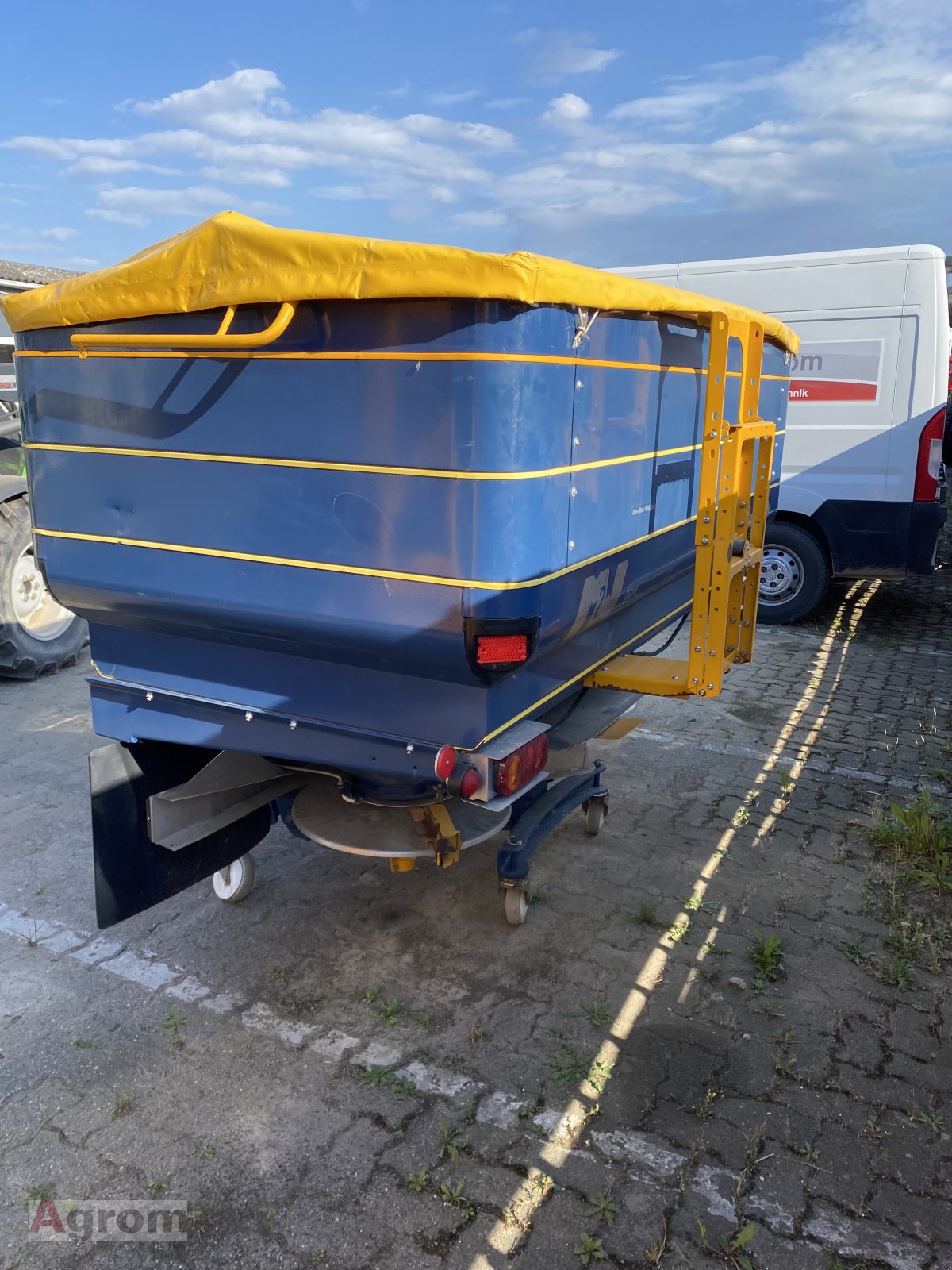 Düngerstreuer типа Bogballe M2 W Base, Gebrauchtmaschine в Harthausen (Фотография 4)